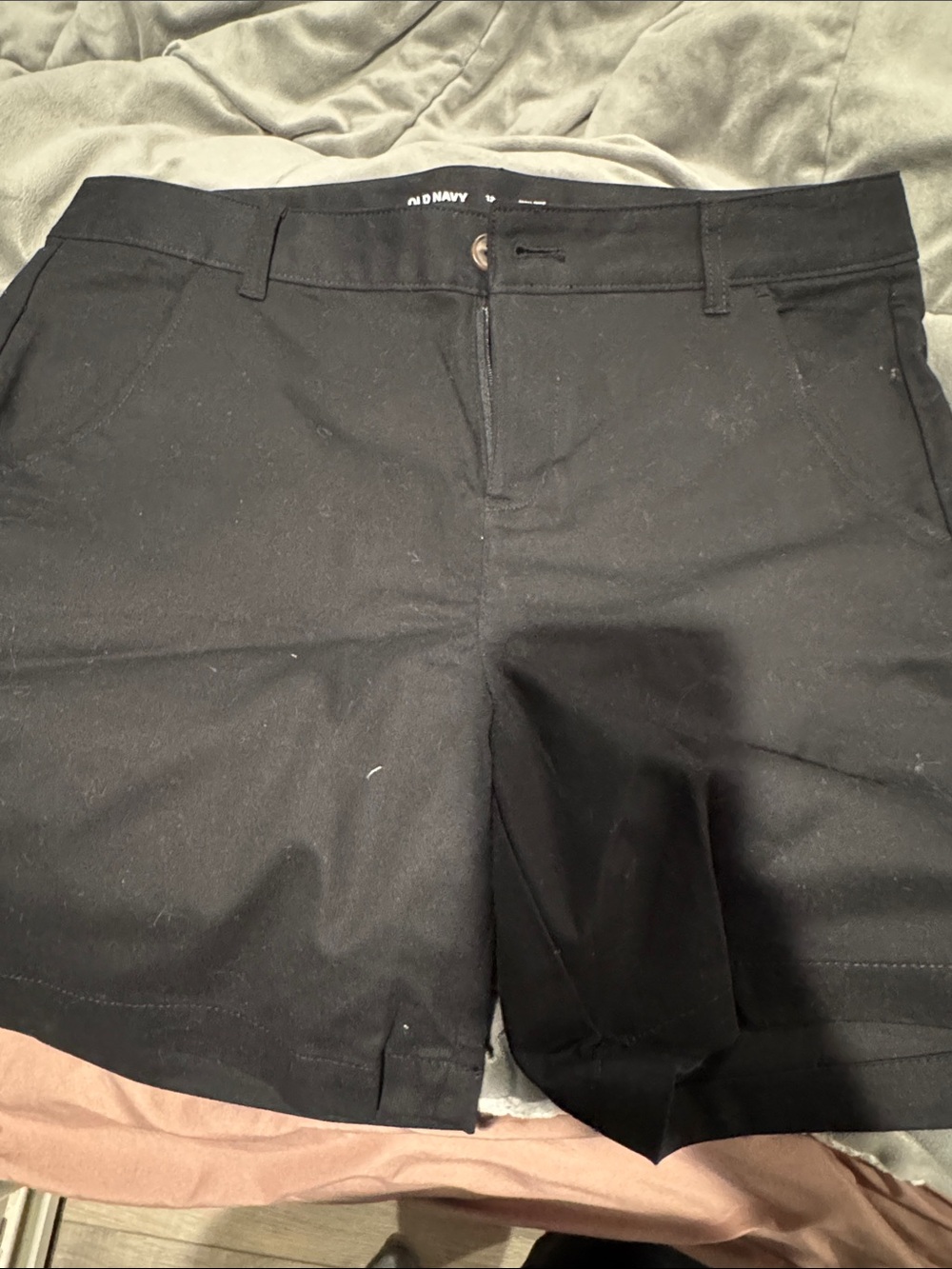Old Navy Black Women's Bermuda Shorts